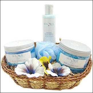 Ocean Breeze Gift Basket