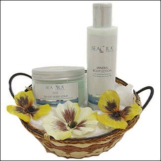 Cucumber Melon Spa Basket